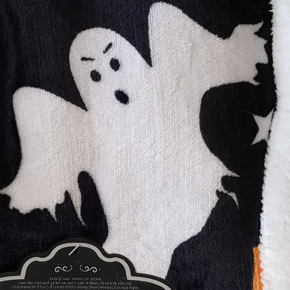 Halloween Ghost, Pumpkin, Bats Black Plush Sherpa Throw Blanket 50x60 NWT